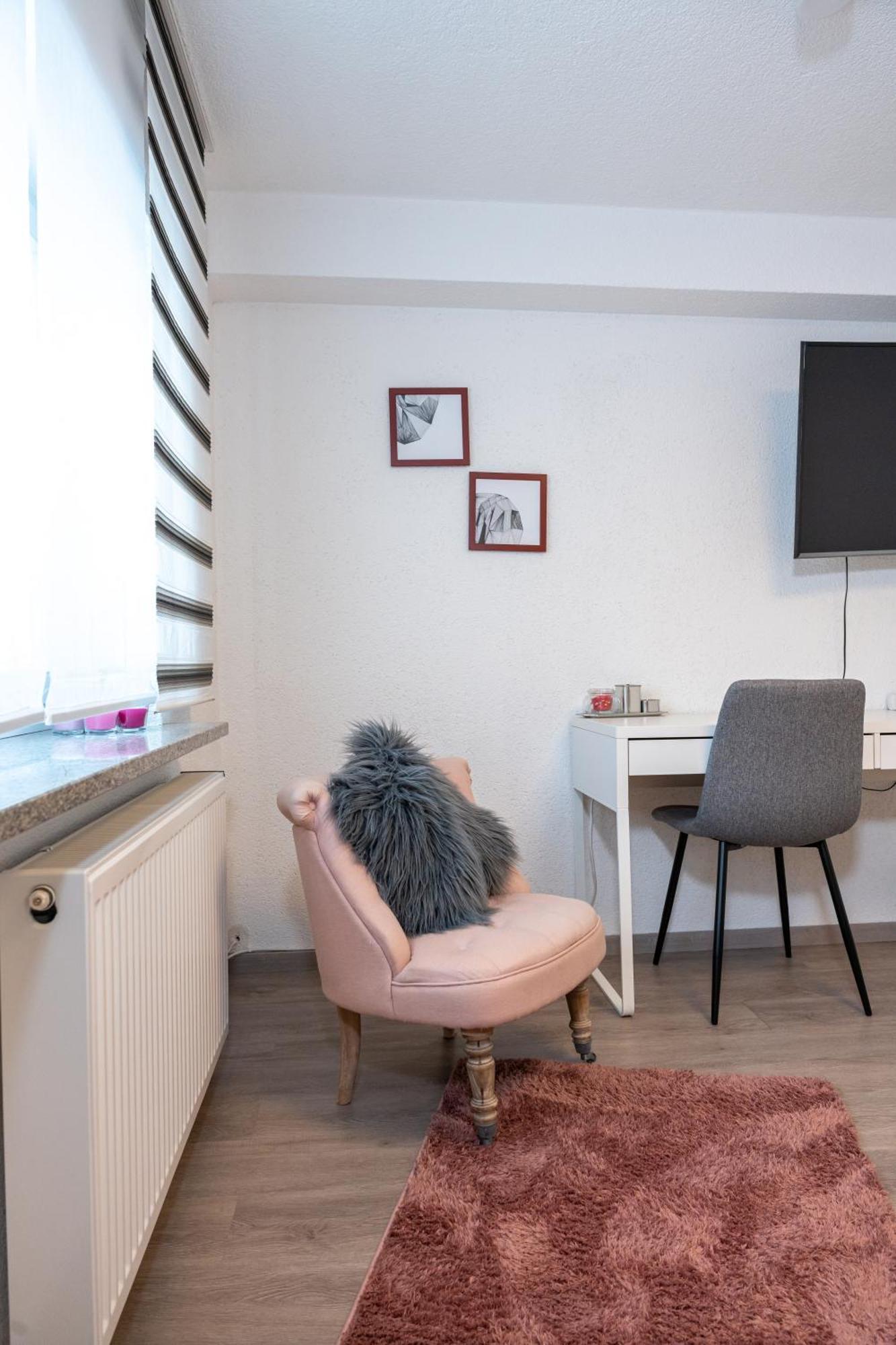 Modern House With Pool - 3 Bedrooms 2 Bathrooms Memmingen Eksteriør billede