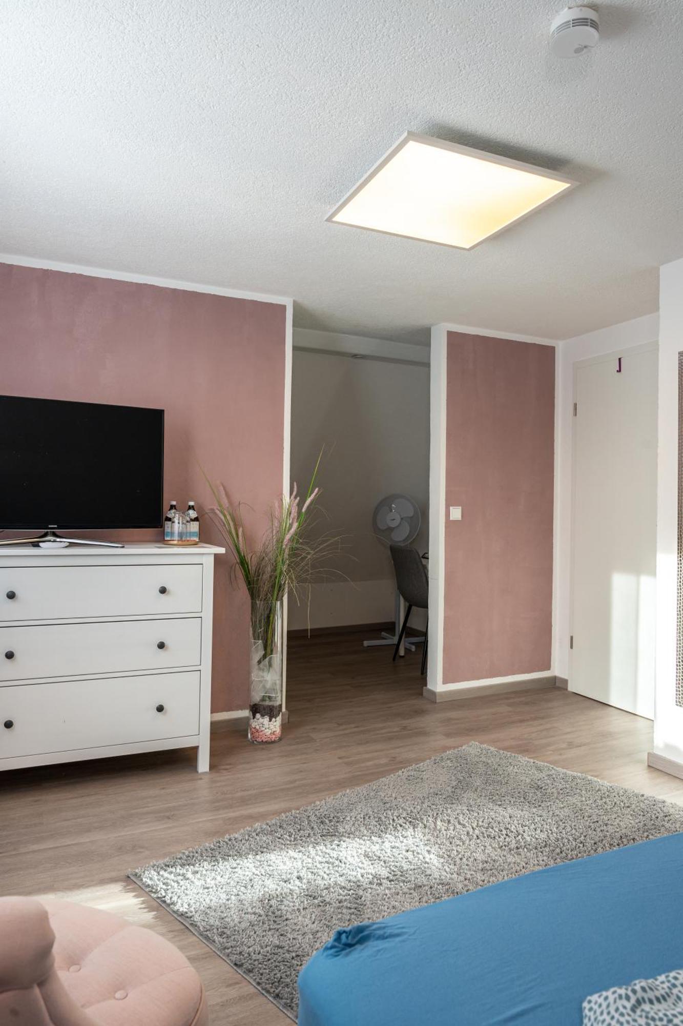 Modern House With Pool - 3 Bedrooms 2 Bathrooms Memmingen Eksteriør billede
